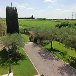 Le Zampolle Bed & Breakfast 4*