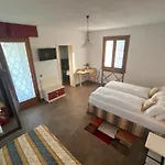 Bed & Breakfast Le Zampolle 4*