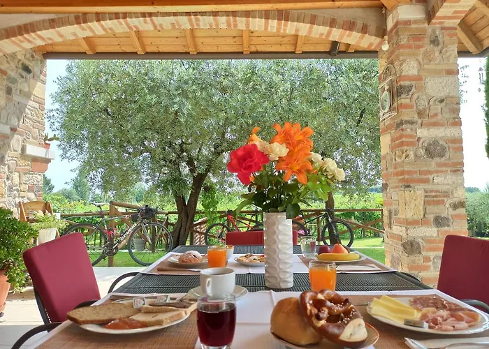 Le Zampolle Bed & Breakfast 4*