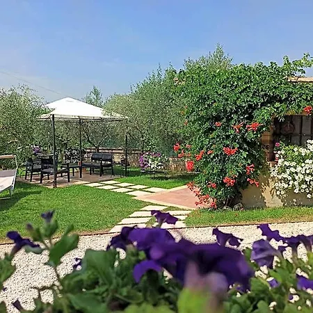 Le Zampolle Panzió 4*